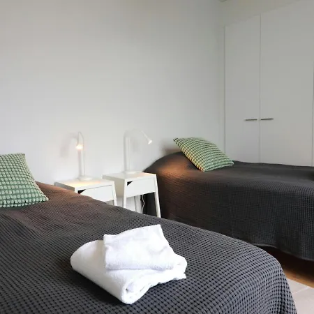 Spacious For 4 With Sauna 헬싱키