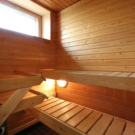 Apartment Spacious For 4 With Sauna *